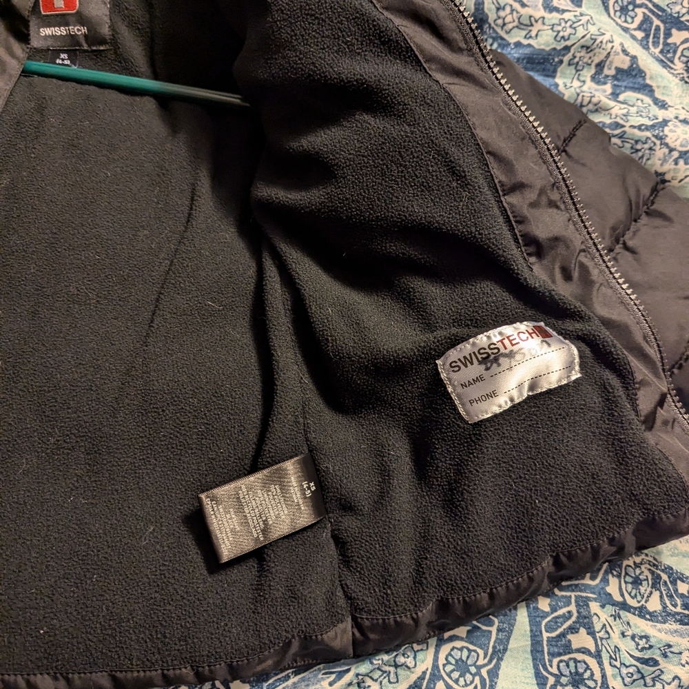 Boys Size 4/5 Winter Coat - Picture 4 of 7